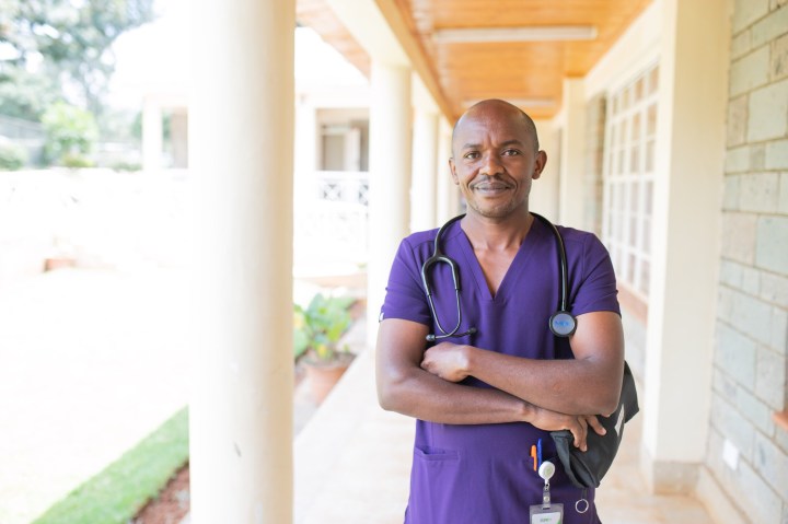 FIGS, THREADS FOR THREADS – The Traveling Nurse