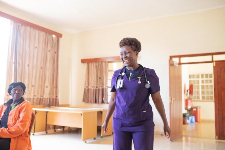 FIGS, THREADS FOR THREADS – The Traveling Nurse